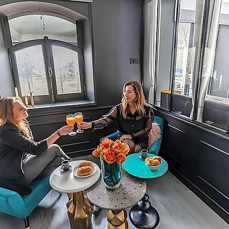Hotel Modern - 1br4p - Plaine-monceau